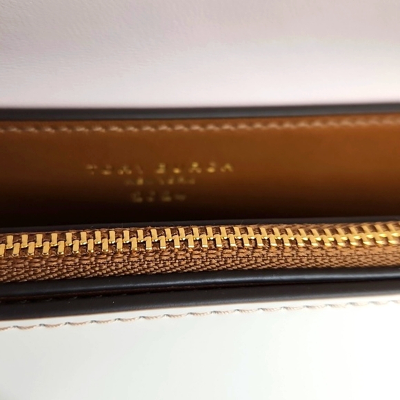 Tory Burch Eleanor Leather Shoulder Bag - Year of the Dragon Collection - Picture 9 of 10